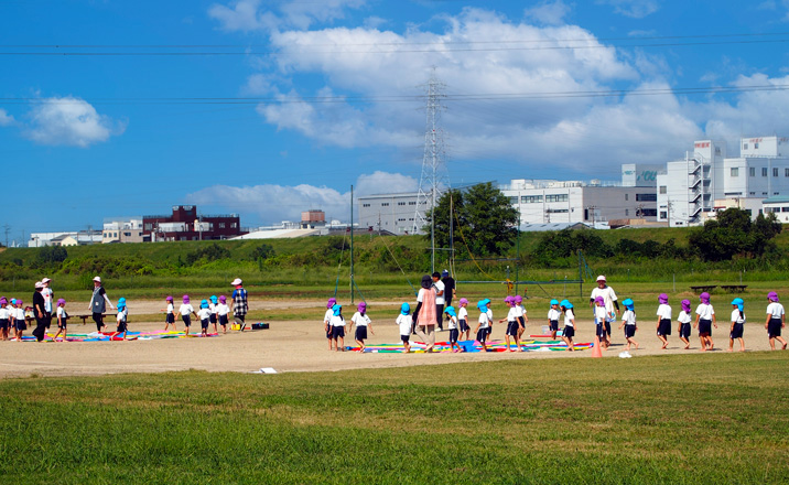 公園広場