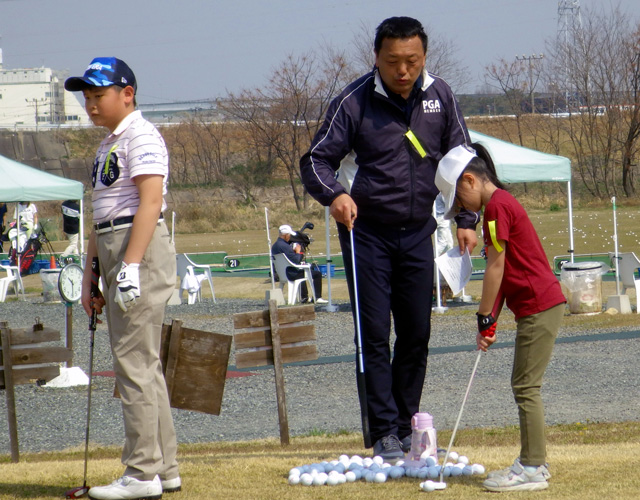 松山プロによるパターレッスン