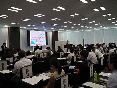 成果発表会の画像